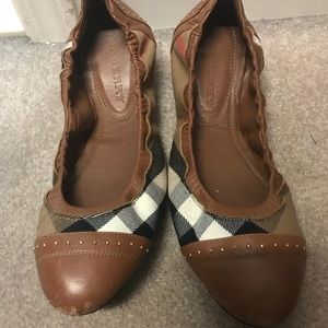 Burberry flat